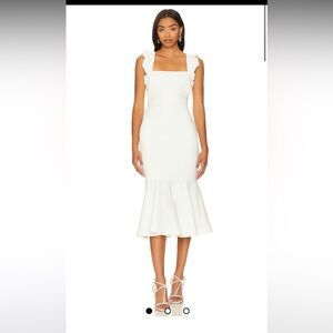 Elegant White Sleeveless Dress
